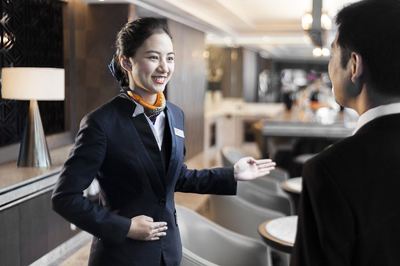 酒店大亨巴倫·希爾頓 輝煌業(yè)績與父子較勁的一生